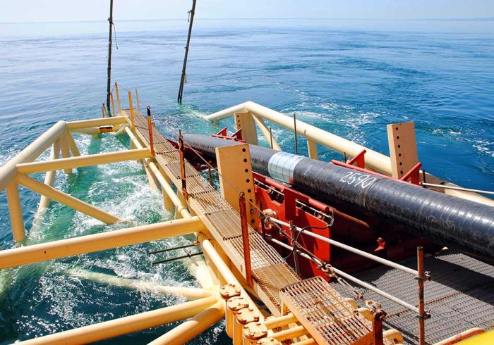Why Carbon Steel Pipe Suppliers Remain Industry Leaders